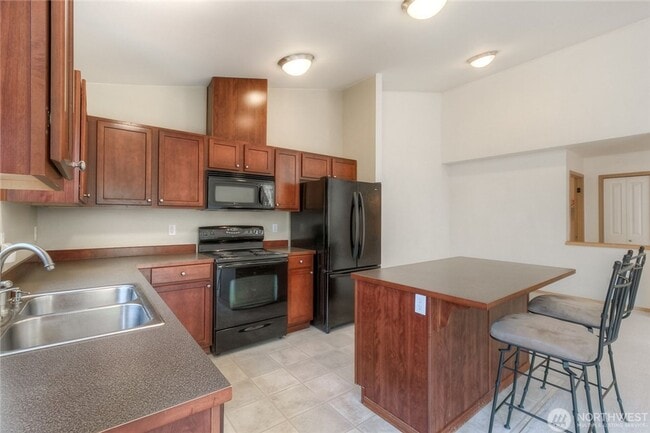 Building Photo - Glacier Valley 2 Bedroom Home Available Au...