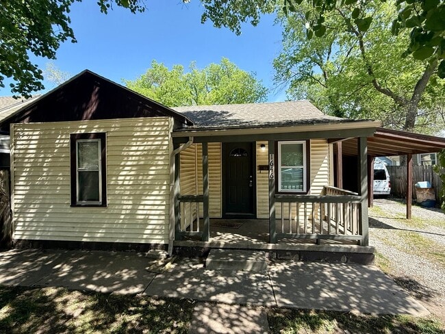 Building Photo - 1646 Greenwood