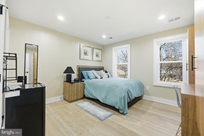 Building Photo - 6314 Barrs Ln