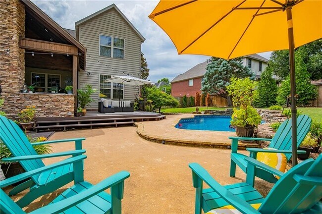 Building Photo - 1706 NW Autumn Ave