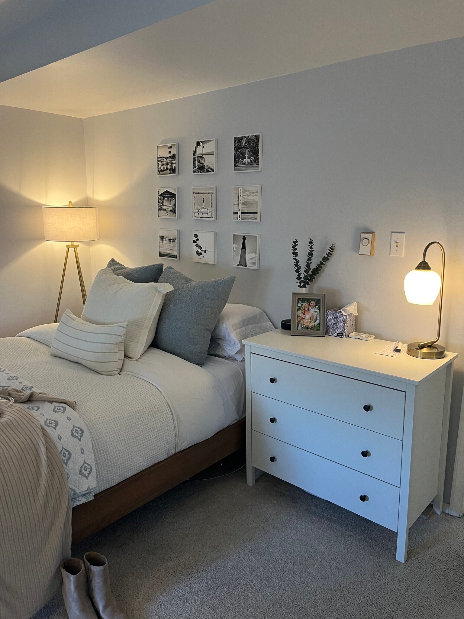 bedroom - 9 Kings Hwy E