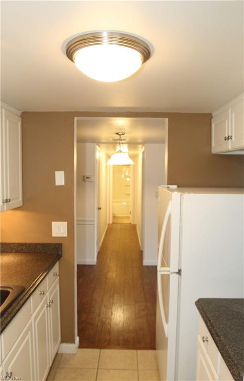 Building Photo - 6910 Carriage Hill Dr