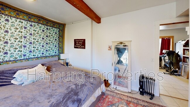 Building Photo - 3322 Ridge Rd