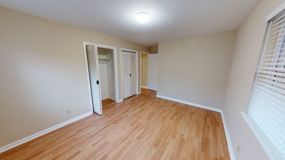 Building Photo - 3076 Speicher Cir