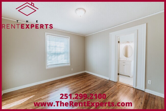 Building Photo - 254 Pinehill Dr