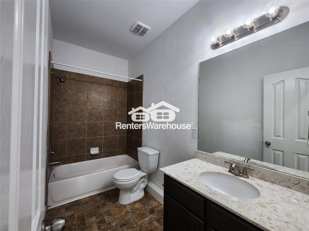 Building Photo - 9346 Valley Tree Ln