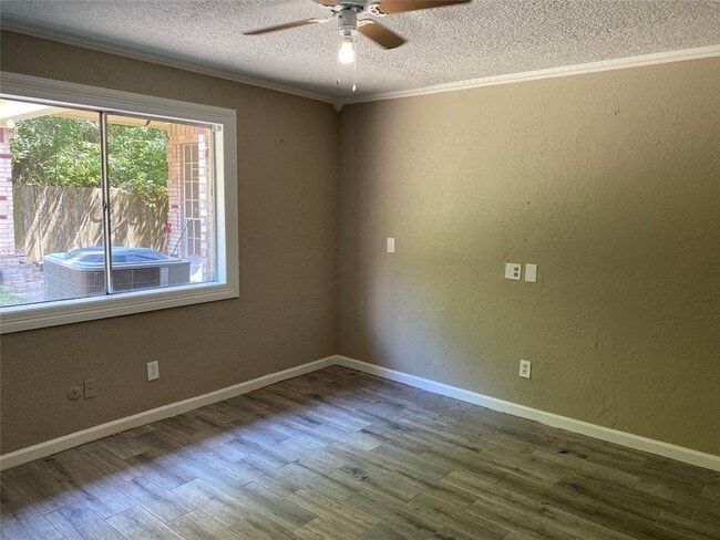 Building Photo - 9619 Camrose Ct