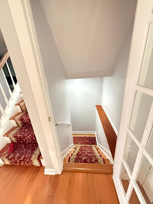 Building Photo - 10933 Adare Dr