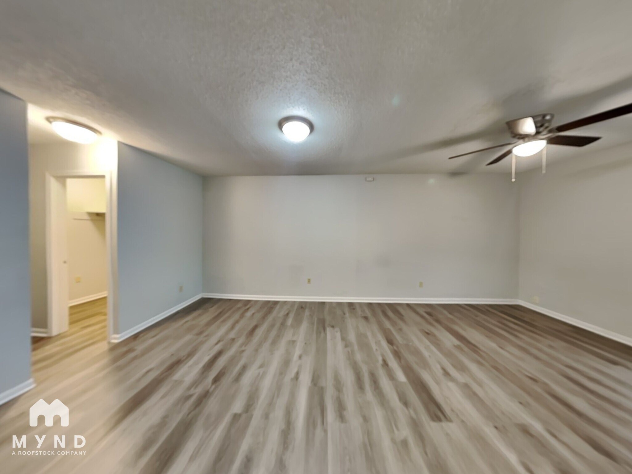 Building Photo - 6035 Devon Cir