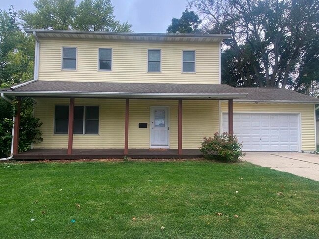 Primary Photo - 350 S Cottage St