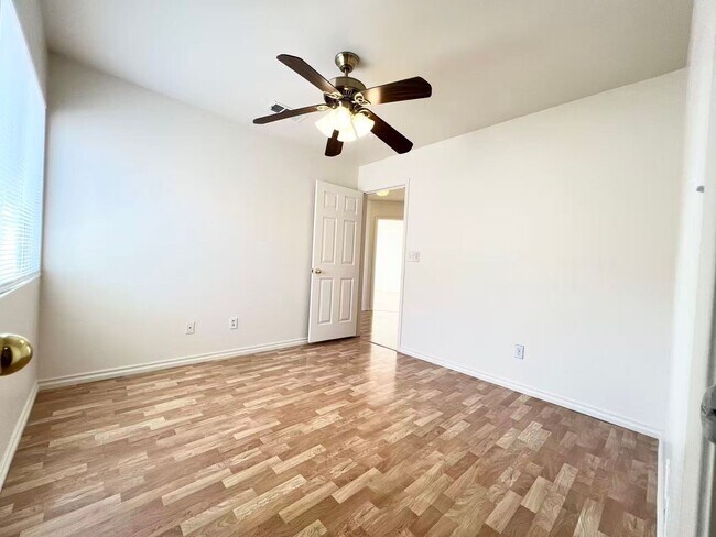 Building Photo - 5875 Rainbow Trout Ct