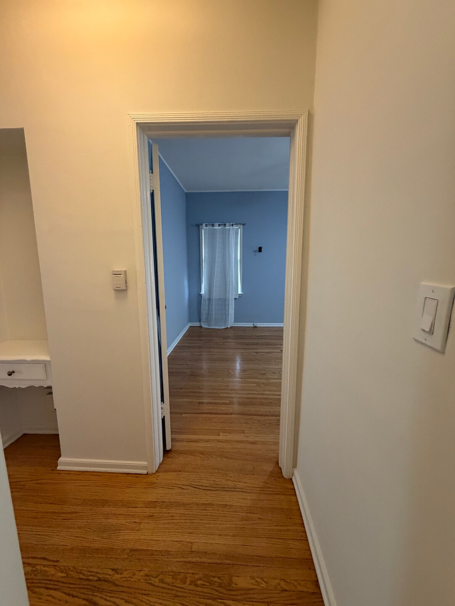 Bedroom - 1068 S Orange Grove Ave