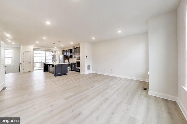 Building Photo - 1774 Ml Br Dr