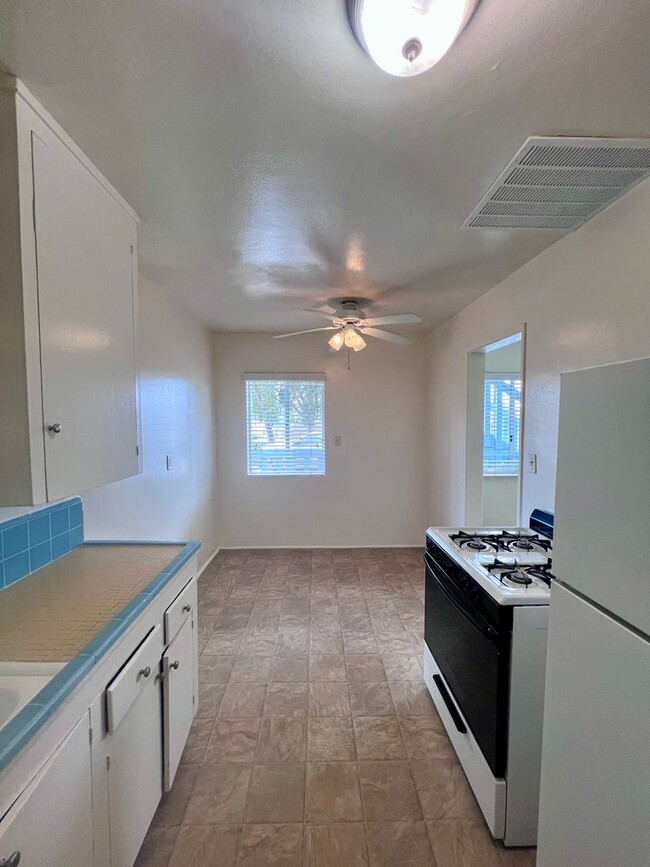 Building Photo - 5674 Mildred St