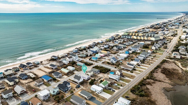 Building Photo - 1207 N Topsail Dr