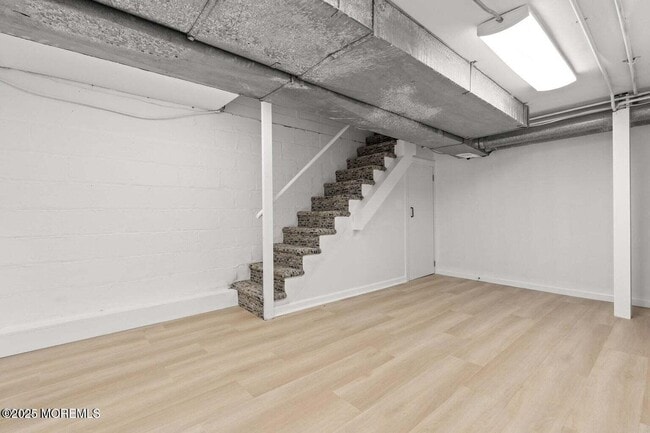 Building Photo - 1001 Norwood Ave