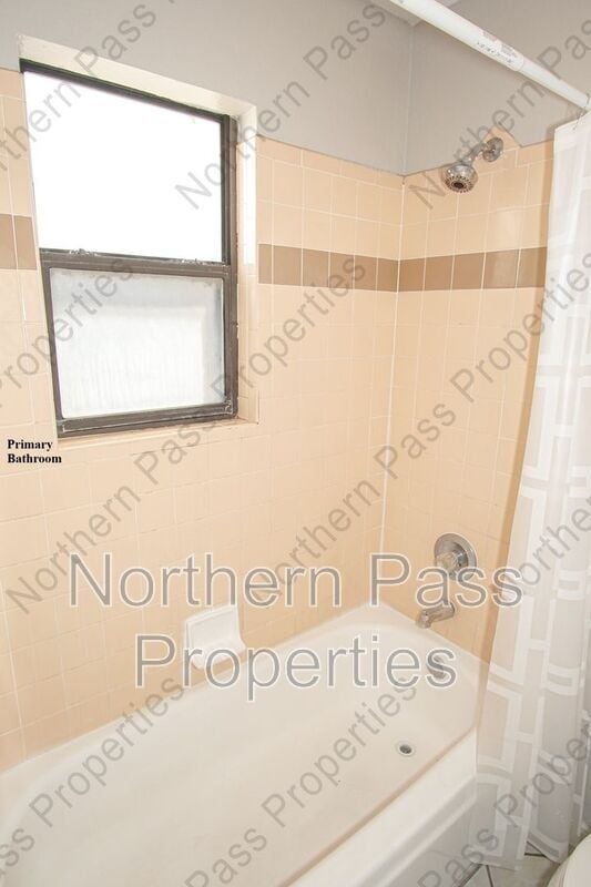 Building Photo - 1832 Dean Jones Dr
