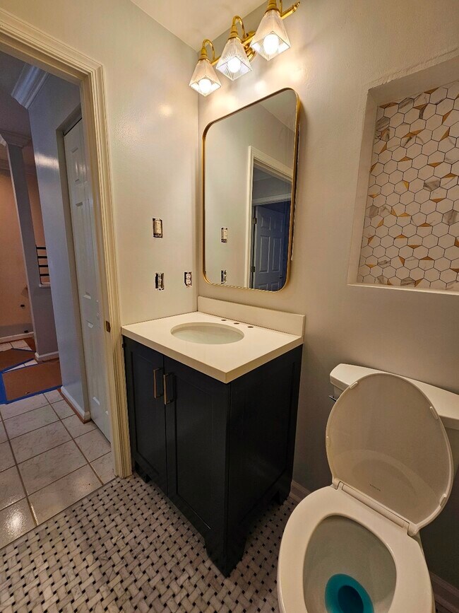 Building Photo - 602 Mockingbird Way