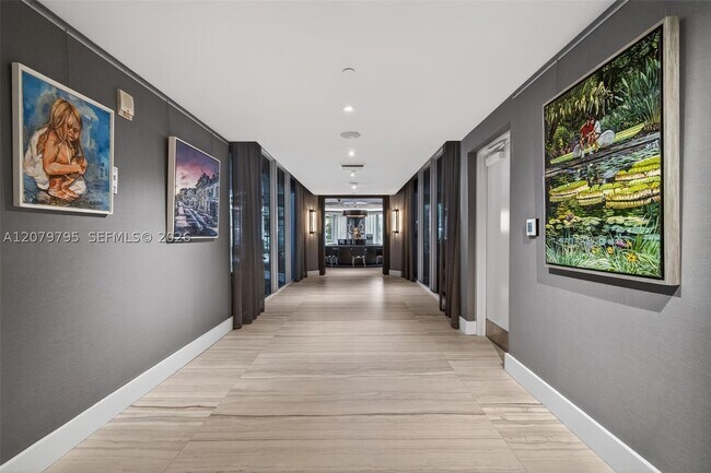 Building Photo - 333 Las Olas Way