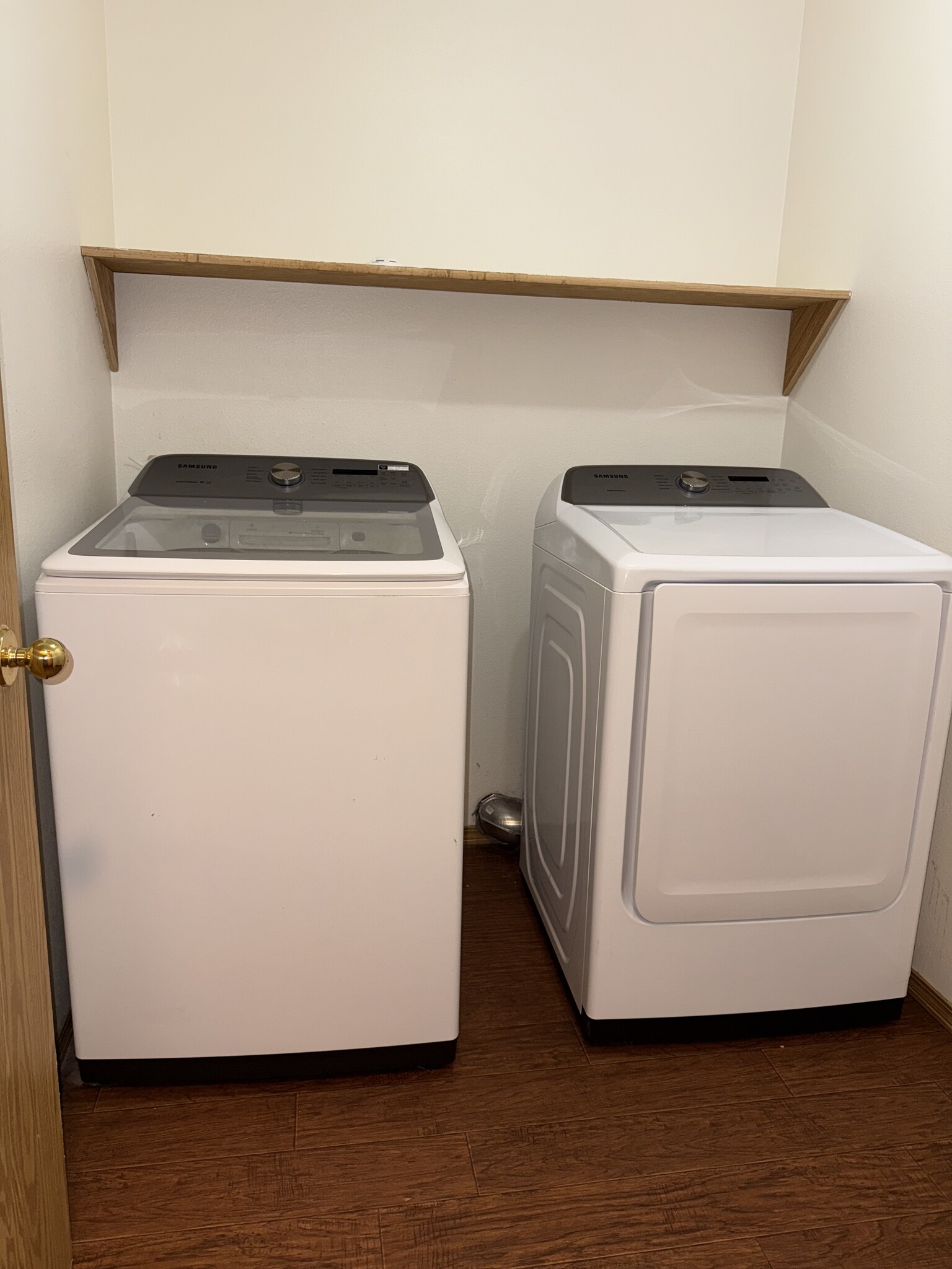 Laundry Room - 8555 Cross Pointe Loop