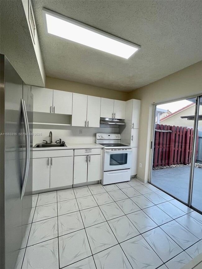 Building Photo - 7211 W 24th Ave