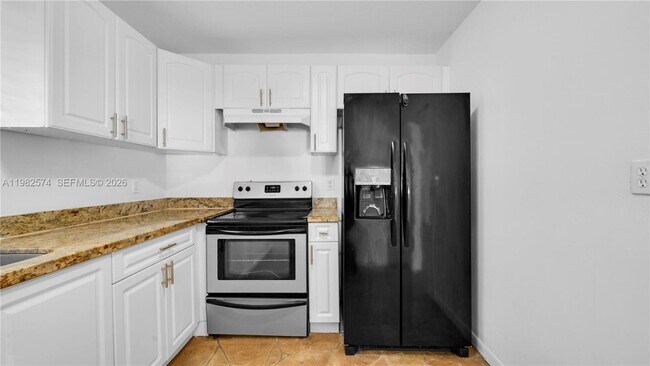 Building Photo - 10583 La Placida Dr