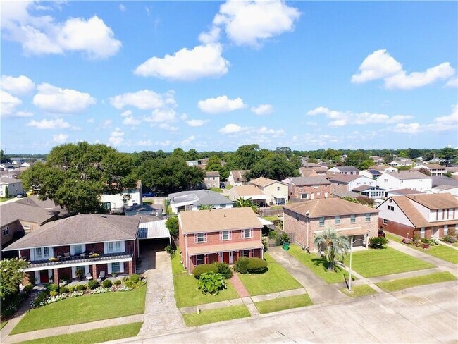 Building Photo - 316 Bienville Dr