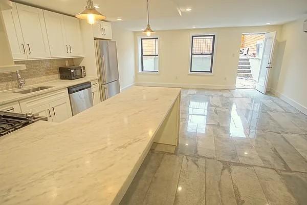 Building Photo - 2 bedroom in BROOKLYN NY 11213