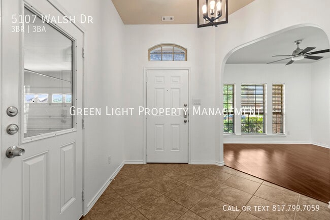 Building Photo - 5107 Walsh Dr