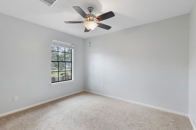 Building Photo - 3223 Golden Willow Dr