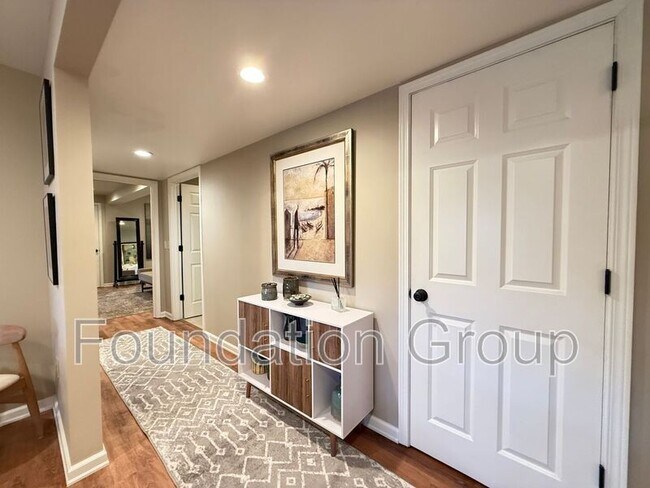 Building Photo - 3417 122nd Pl NE