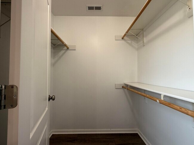 Building Photo - 4209 Bold Venture Dr