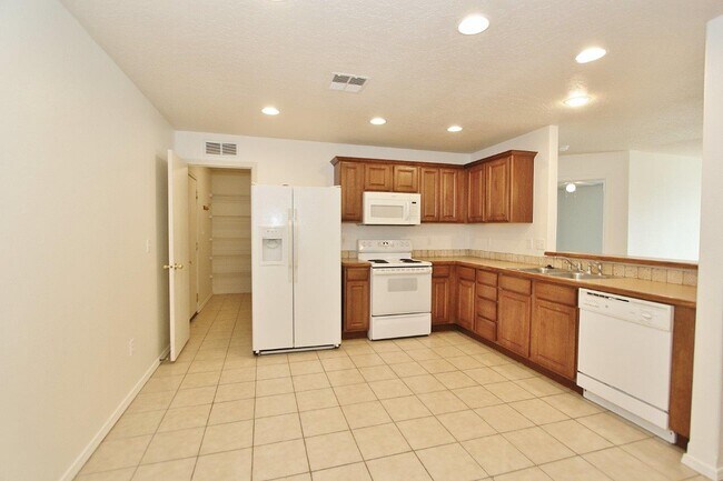Building Photo - 1208 N Chesire Dr Kuna