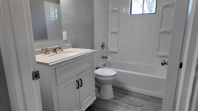 Building Photo - 3390 Gayheart Ct