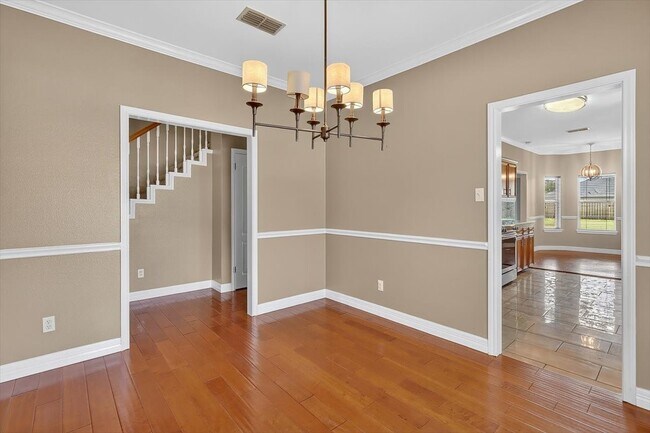 Building Photo - 8114 Etienne Dr