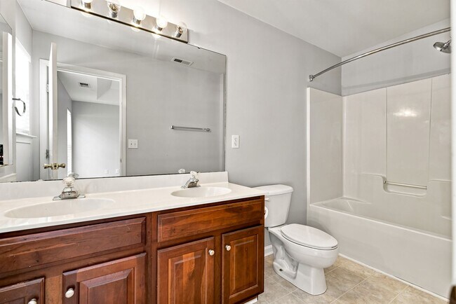 Building Photo - 11520 Destin Ln