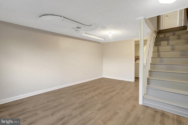 Building Photo - 3713 Lockwood Ln