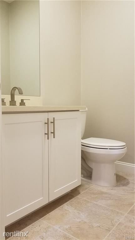 Building Photo - 3 br, 2 bath Townhome - 3248 Edgewood Rd