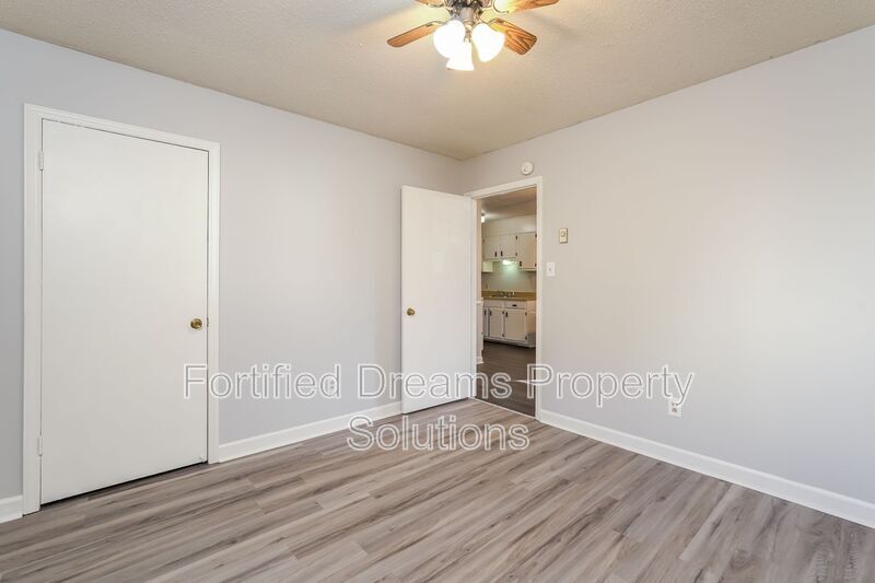 Building Photo - 4368 Ogburn Ave