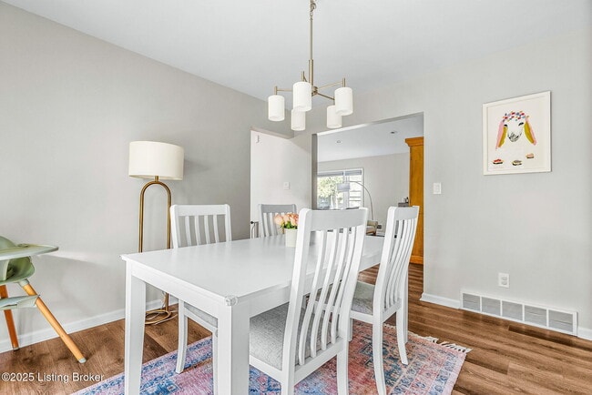 Building Photo - 1515 Vivian Ln