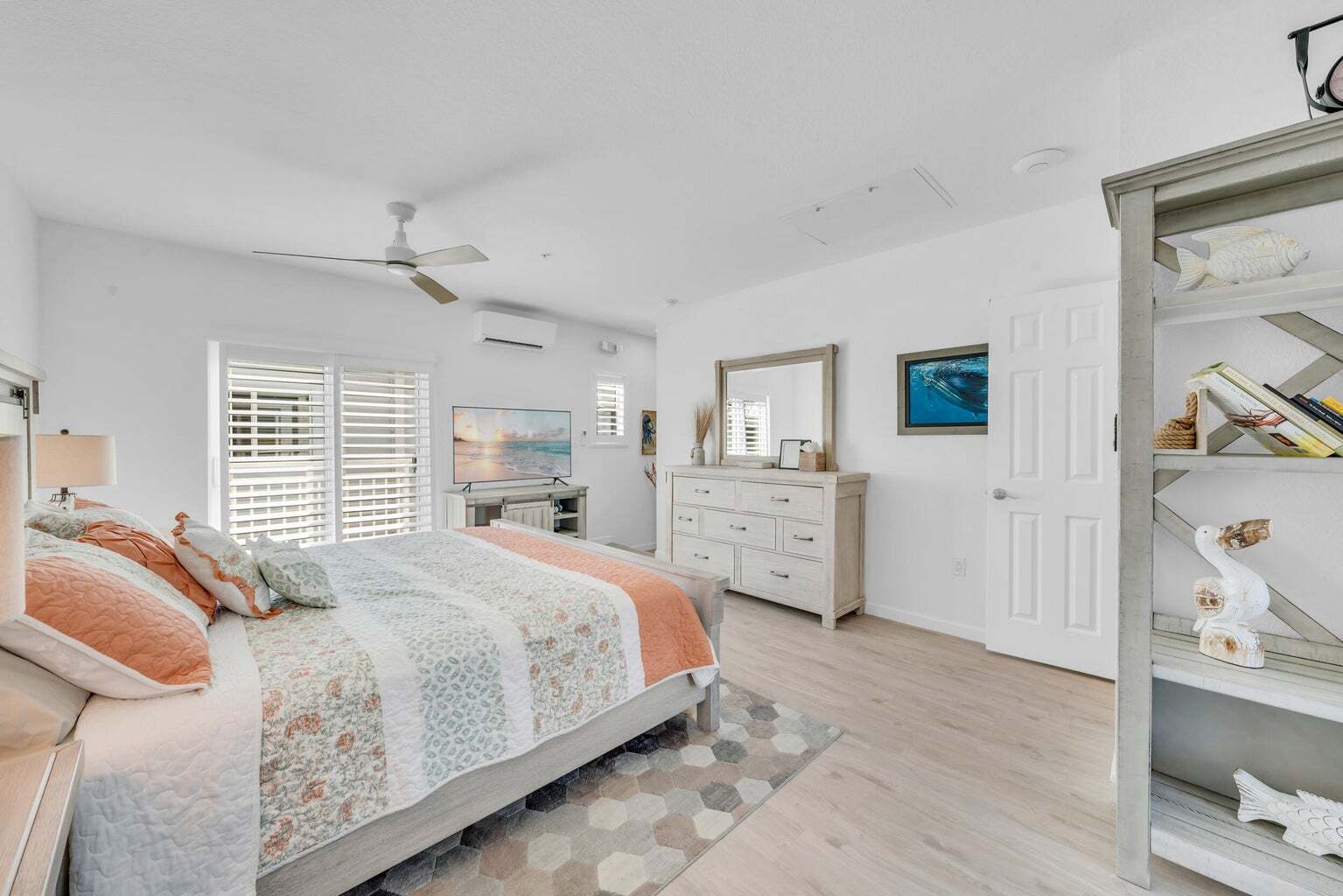 Building Photo - 10877 Overseas Hwy