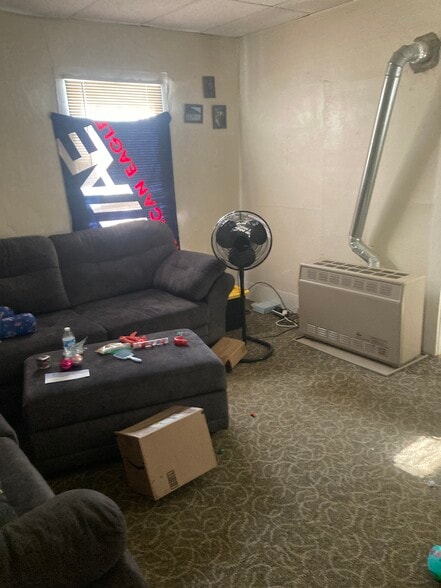 Building Photo - 80 Lake St