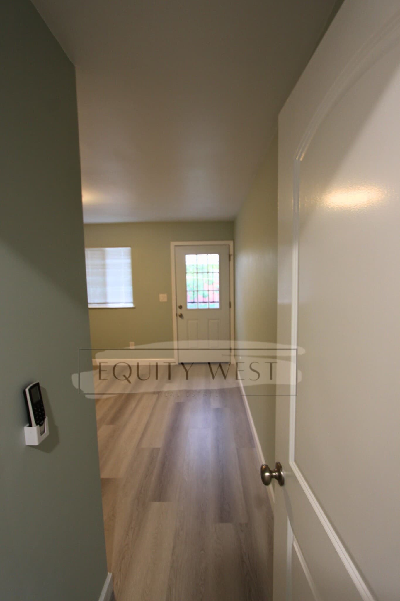 3508 left BR - 3506 Suter St