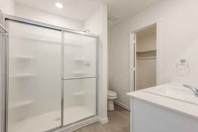 Building Photo - 3704 Axis Hl St