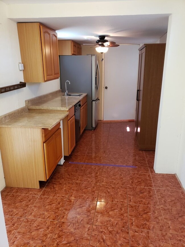 Building Photo - 3870