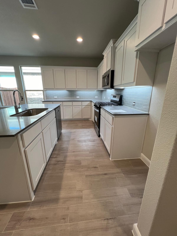 Building Photo - 11501 Adare Dr