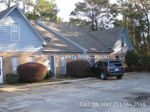 Primary Photo - 3 Bedroom 2 Bath Daphne Townhouse 1400 sqft