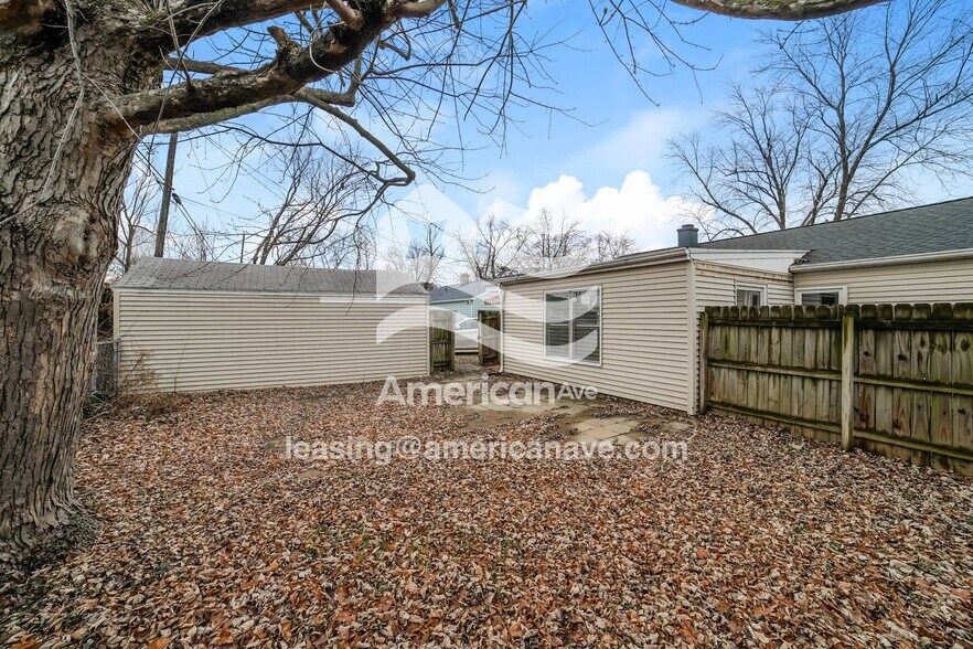 Building Photo - 4027 N Bryer Pl
