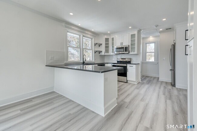 Building Photo - 44 Wallace Row