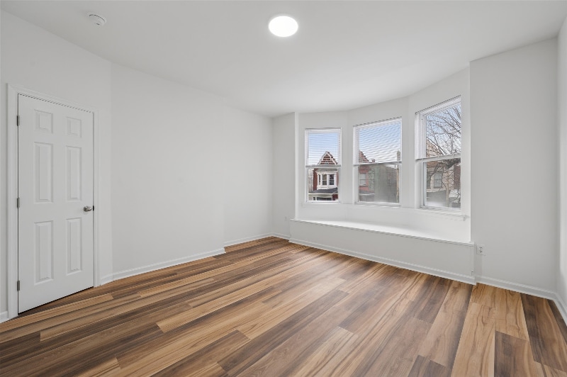 Building Photo - 5629 W Girard Ave